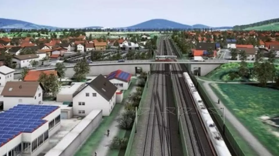 Lärmschutzwand für die Bahnstrecke